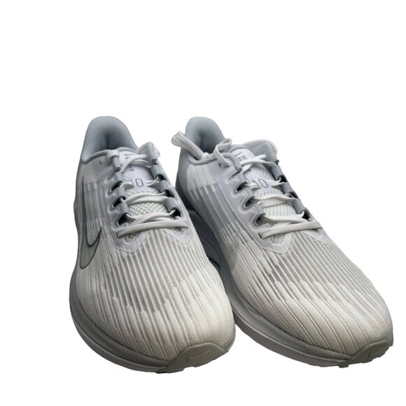 New in Box Nike Air Winflo 9 Womens size 11 - Picture 3 of 5